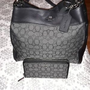 Coach purse with wallet set
